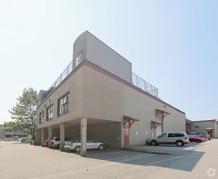 More Photos Of 400 Brooksbank Ave, North Vancouver Storefront Retail Office For Sale