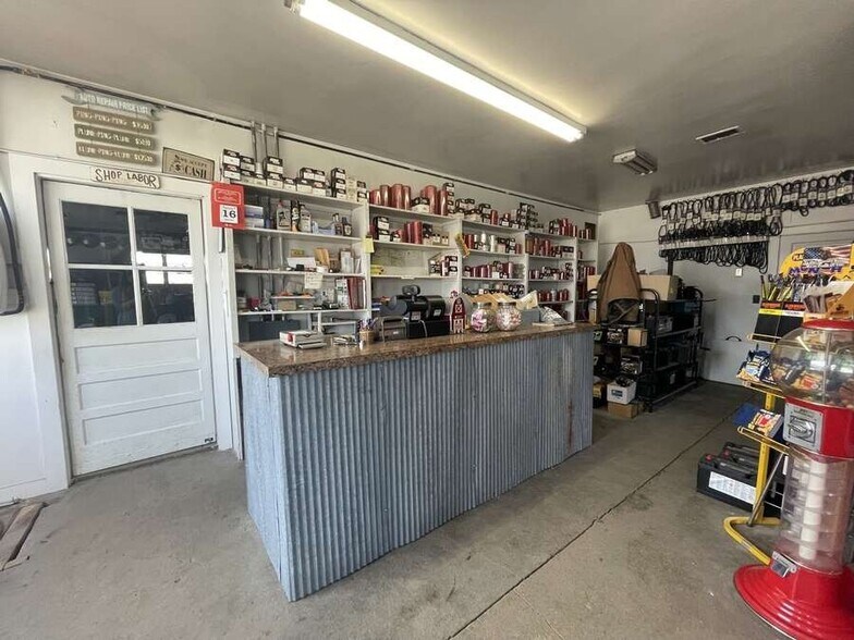 More Photos Of 402 E Main St, Chambers Service Station For Sale