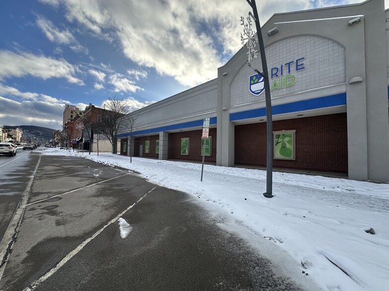 More Photos Of 265 N Union St, Olean Drugstore For Lease