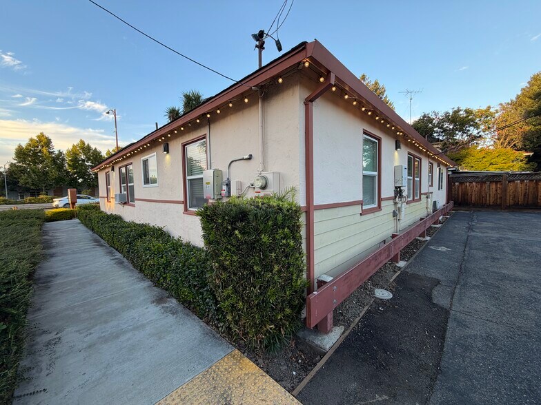 More Photos Of 2498 Stevens Creek Blvd, San Jose Medical For Sale