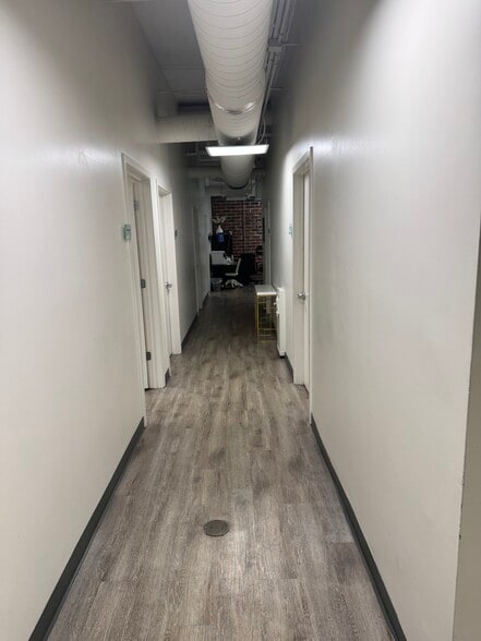 More Photos Of 7490 N 36th St, Pinellas Park Loft Creative Space For Lease