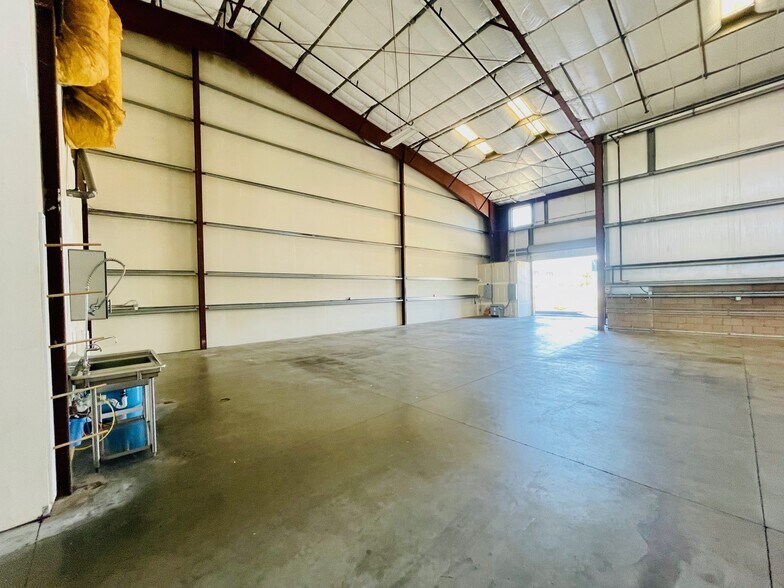 More Photos Of 178 Suburban Rd, San Luis Obispo Warehouse For Lease