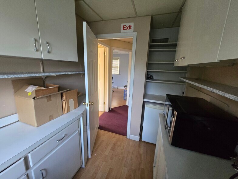 More Photos Of 200-204 N Harrison St, Princeton Medical For Sale