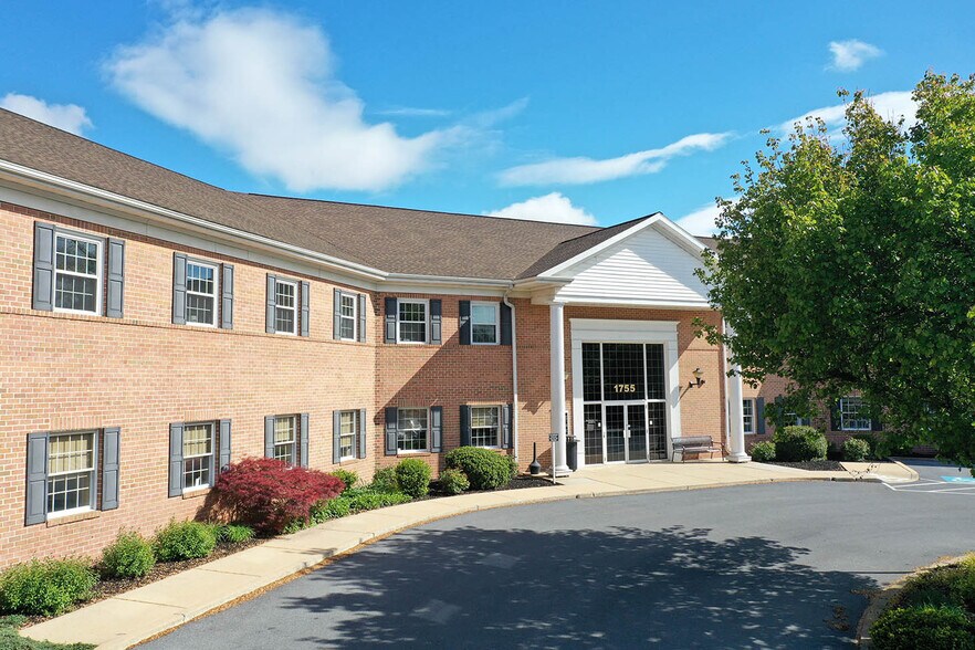More Photos Of 1725-1755 Oregon Pike, Lancaster Office For Lease