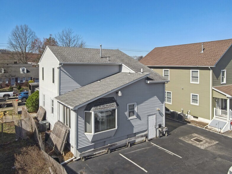 More Photos Of 188 Newark Pompton Tpke, Little Falls Office Residential For Sale