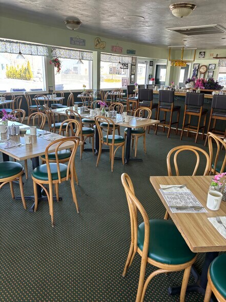 More Photos Of 451 Main St, Dennis Port Restaurant For Sale