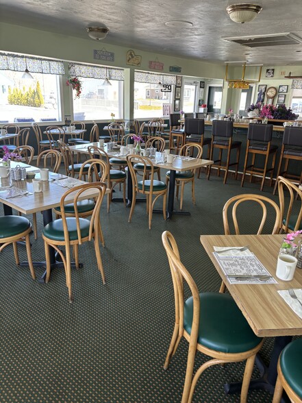 More Photos Of 451 Main St, Dennis Port Restaurant For Sale
