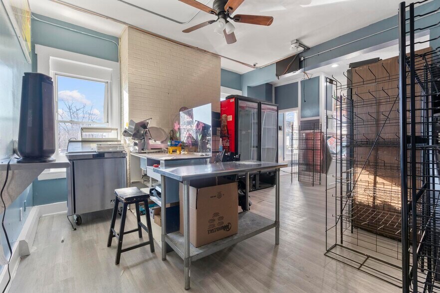 More Photos Of 380 Arch St, New Britain Apartments For Sale