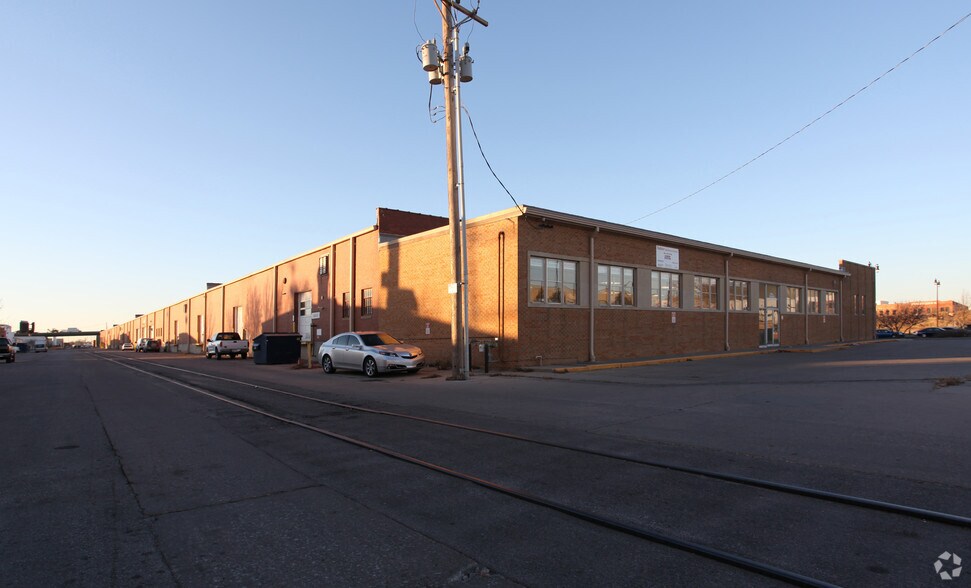 More Photos Of 811 E Waterman St, Wichita Warehouse For Sale