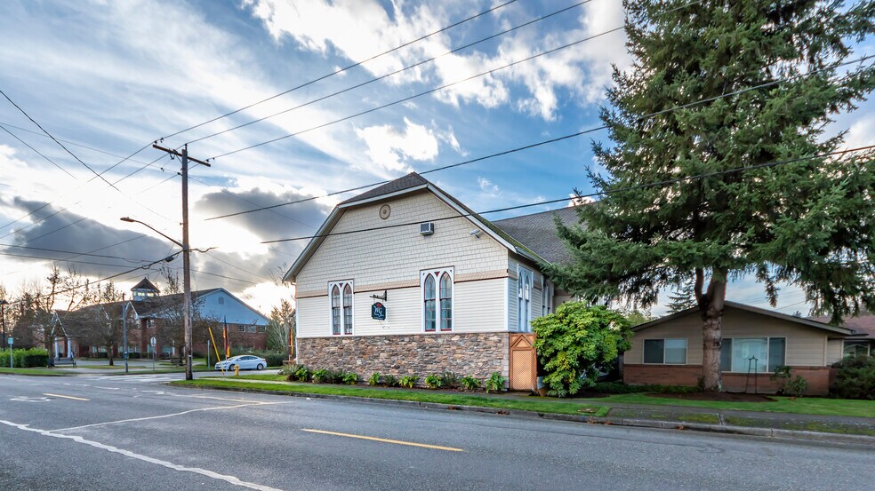 More Photos Of 1313 Washington St, Sumner Religious Facility For Sale