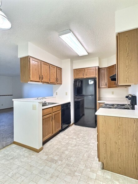 More Photos Of 2021 N Kimball St, Mitchell Apartments For Sale