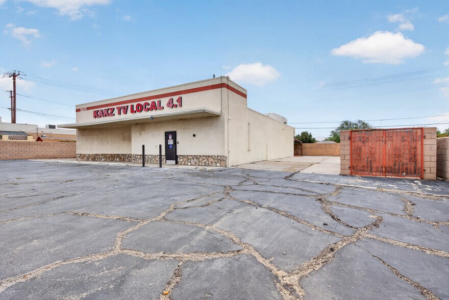 More Photos Of 17100 N Indian Canyon Rd, North Palm Springs Radio TVTransmission Facilities For Sale