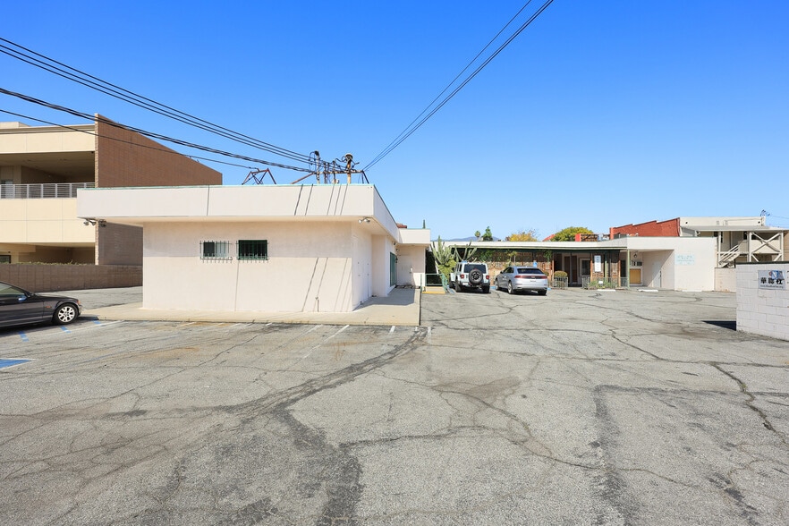 More Photos Of 808-810 E Valley Blvd, San Gabriel Medical For Sale