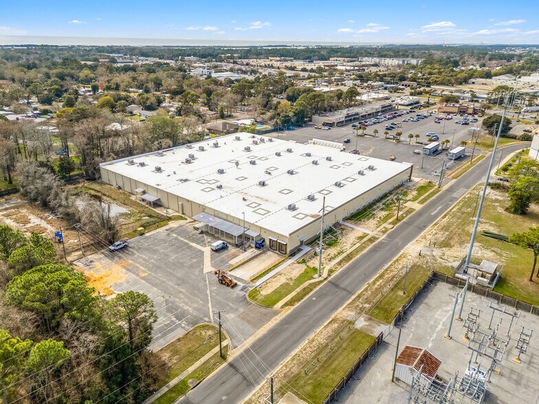 More Photos Of 546 Mary Esther Cut Off NW, Fort Walton Beach General Retail For Lease