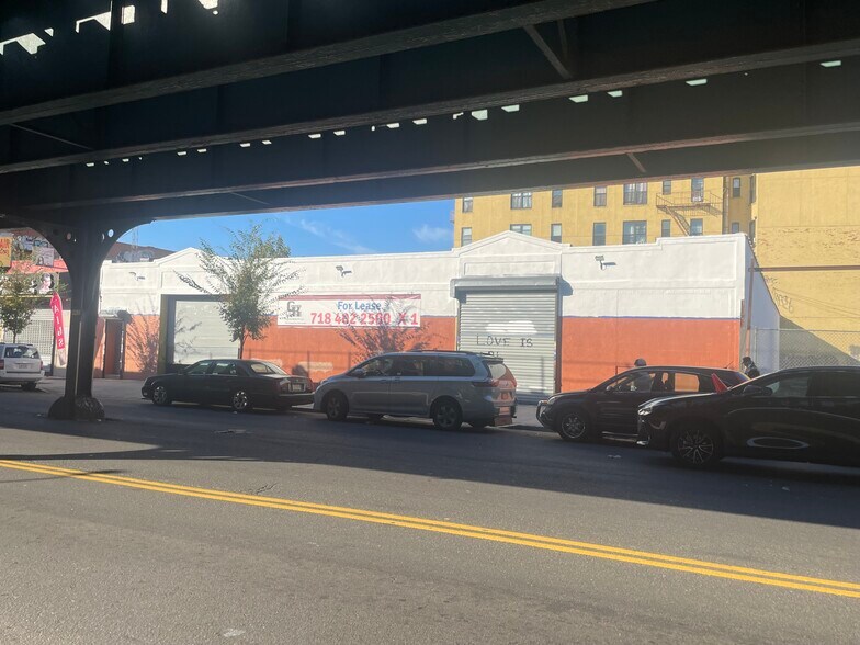 More Photos Of 1165 Southern Blvd, Bronx Storefront Retail Office For Lease