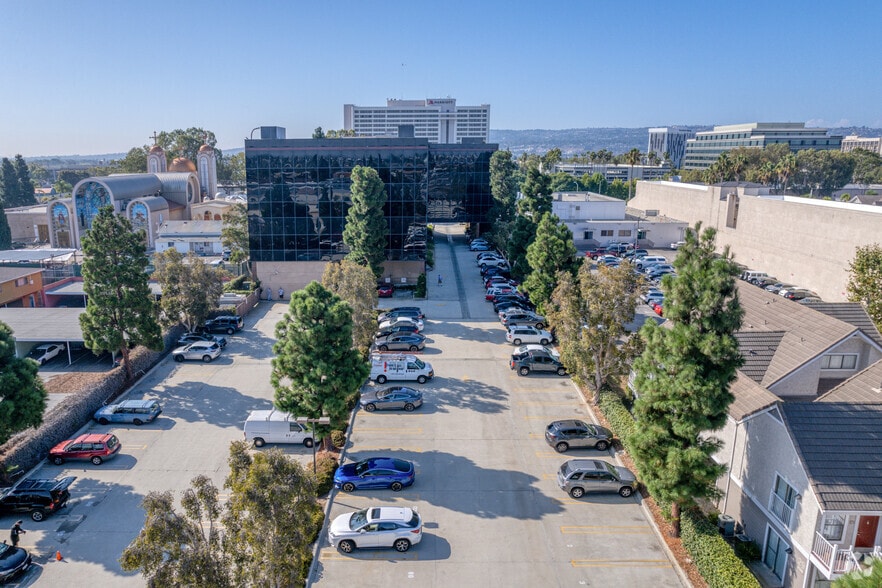 More Photos Of 3655 Torrance Blvd, Torrance Office For Lease