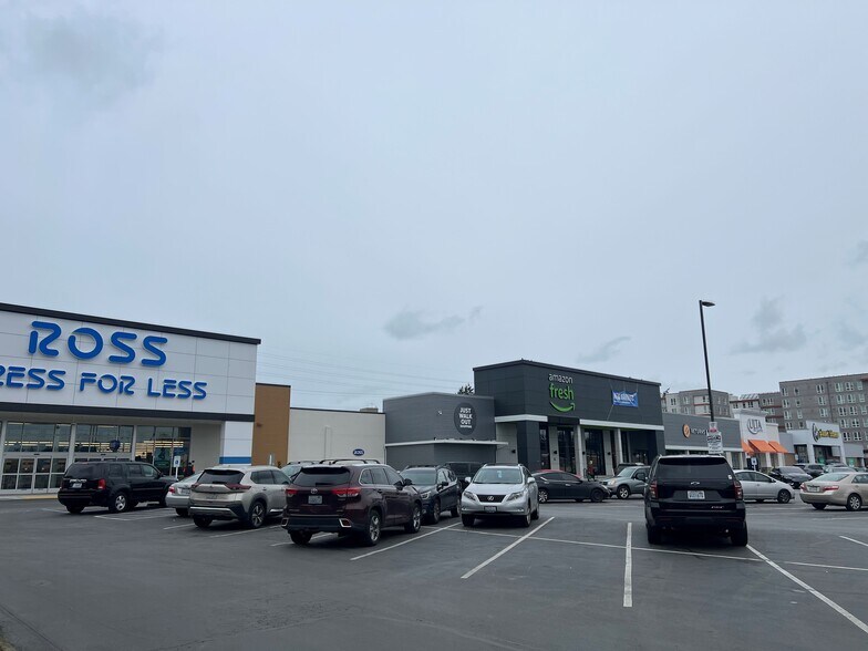 Primary Photo Of 13201 Aurora Ave N, Seattle Unknown For Lease