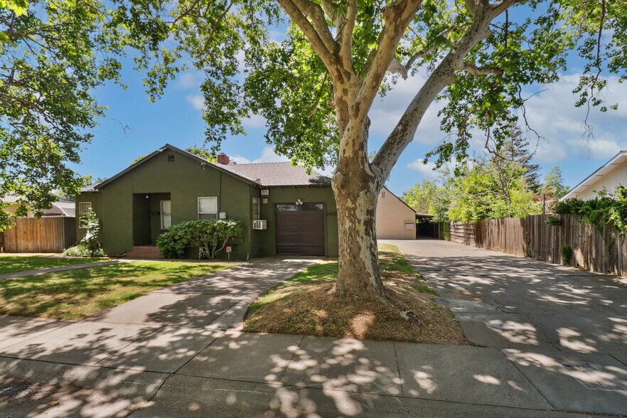 More Photos Of 2652 21st Ave, Sacramento Apartments For Sale