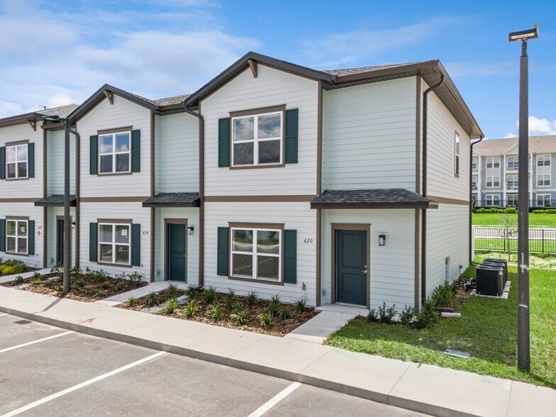 More Photos Of Old Lake Wilson Road, Davenport Multifamily For Sale