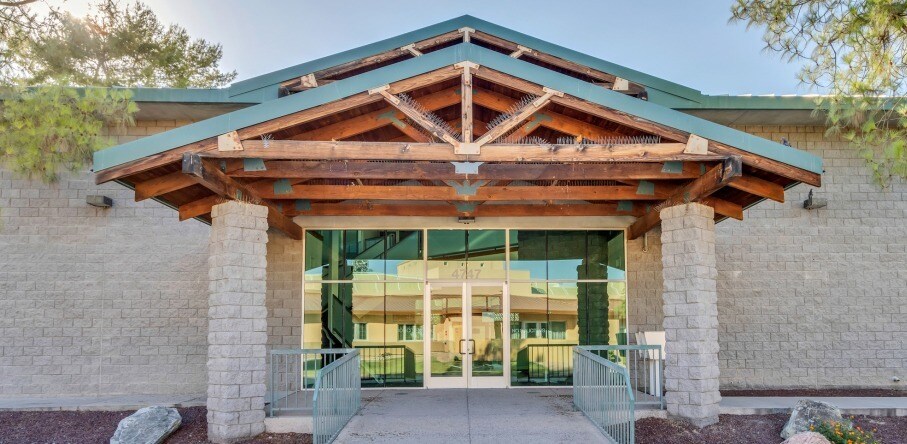 More Photos Of 4747 S Lakeshore Dr, Tempe Office For Lease