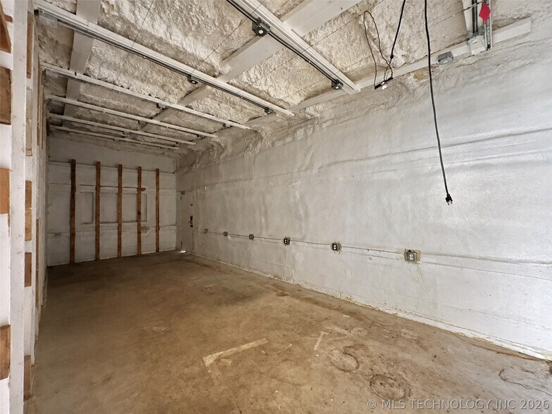 More Photos Of 5268 S Highway 377, Kingston Bar For Sale