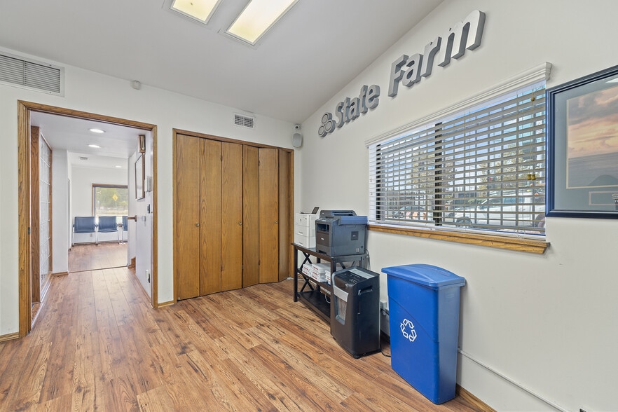 More Photos Of 1063 Colorado Blvd, Los Angeles Medical For Sale