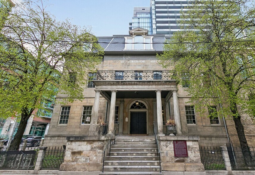 More Photos Of 252-264 Adelaide St E, Toronto Office For Lease