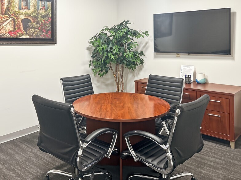 More Photos Of 1300 E 9th St, Cleveland Coworking Space