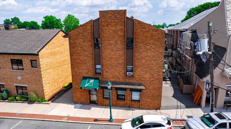 More Photos Of 216 Stuyvesant Ave, Lyndhurst Office For Sale