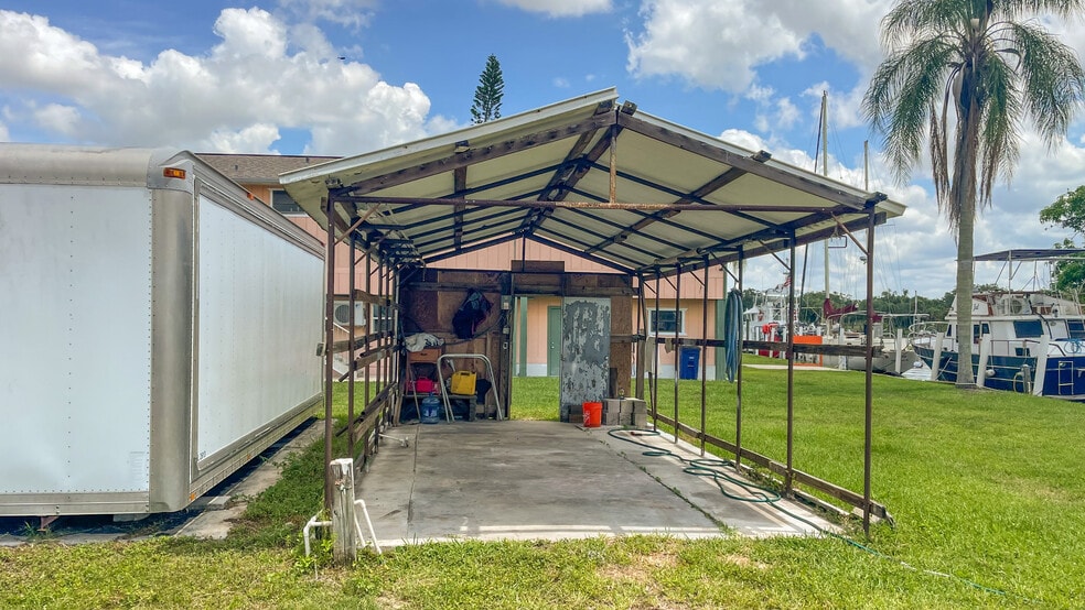 More Photos Of 2200 Marina Park Dr, Fort Myers Marina For Sale