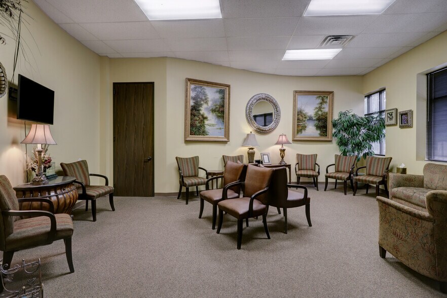 More Photos Of 19701 Kingwood Dr, Kingwood Medical For Sale