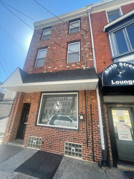 More Photos Of 107 N 6th St, Camden Office Residential For Sale