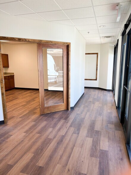 More Photos Of 7202 E Carefree Dr, Carefree Office For Lease