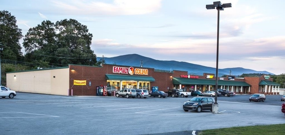 More Photos Of 79 Highway 286, Chatsworth Storefront For Sale