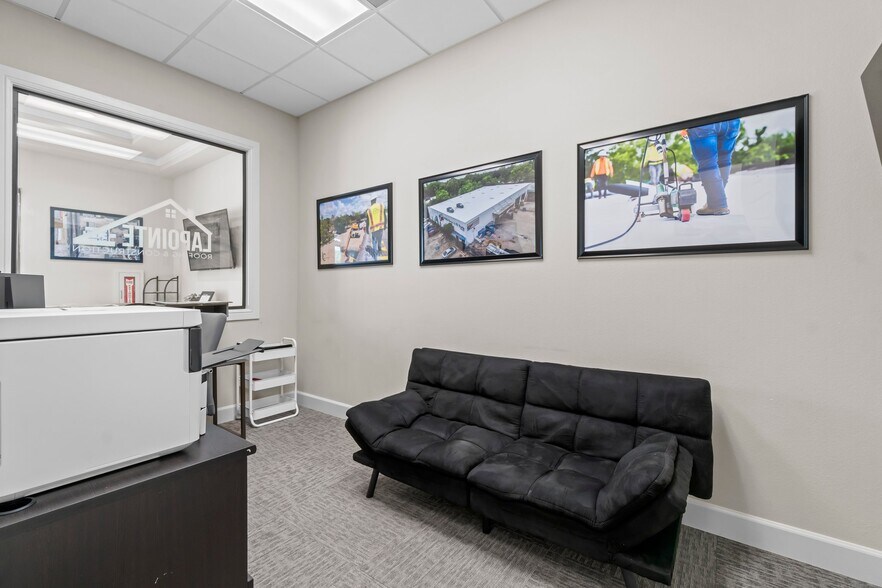 More Photos Of 28789 Hardin Store Rd, Magnolia Office For Sale