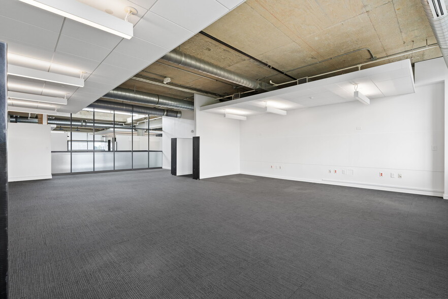 More Photos Of 515 E Main St, Columbus Office For Sale