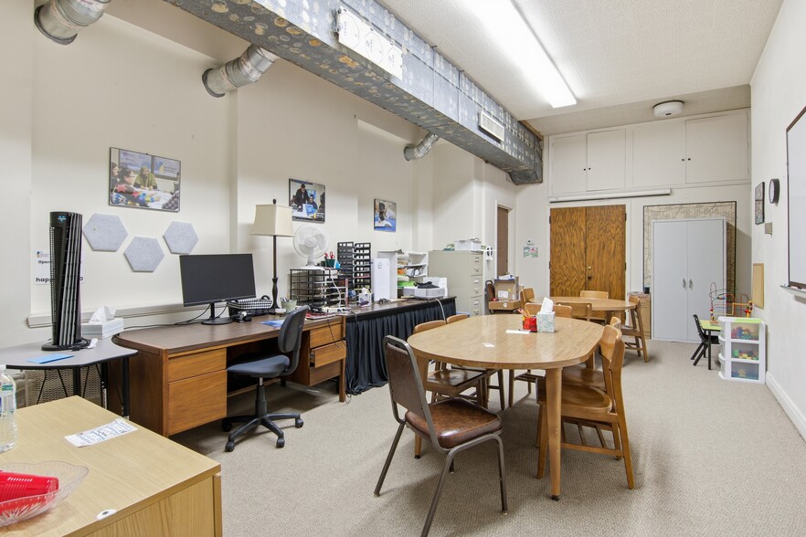More Photos Of 1115 Greenbrier St, Saint Paul Religious Facility For Sale