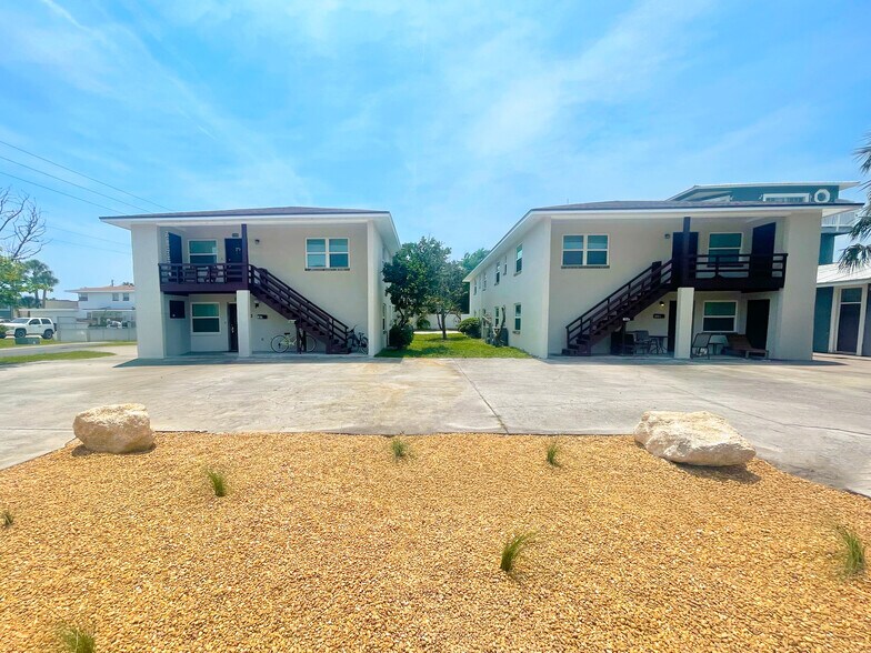 Primary Photo Of 408 13th Ave N, Jacksonville Beach Multifamily For Sale