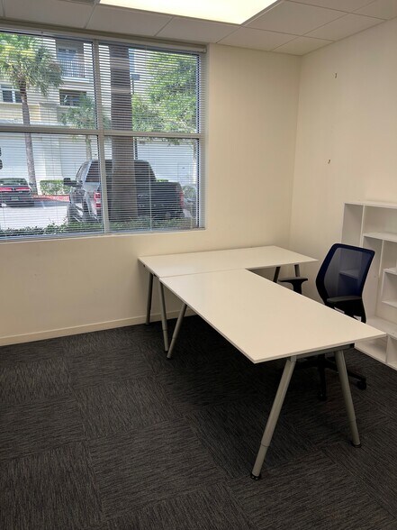 More Photos Of 1200 University Blvd, Jupiter Medical For Lease