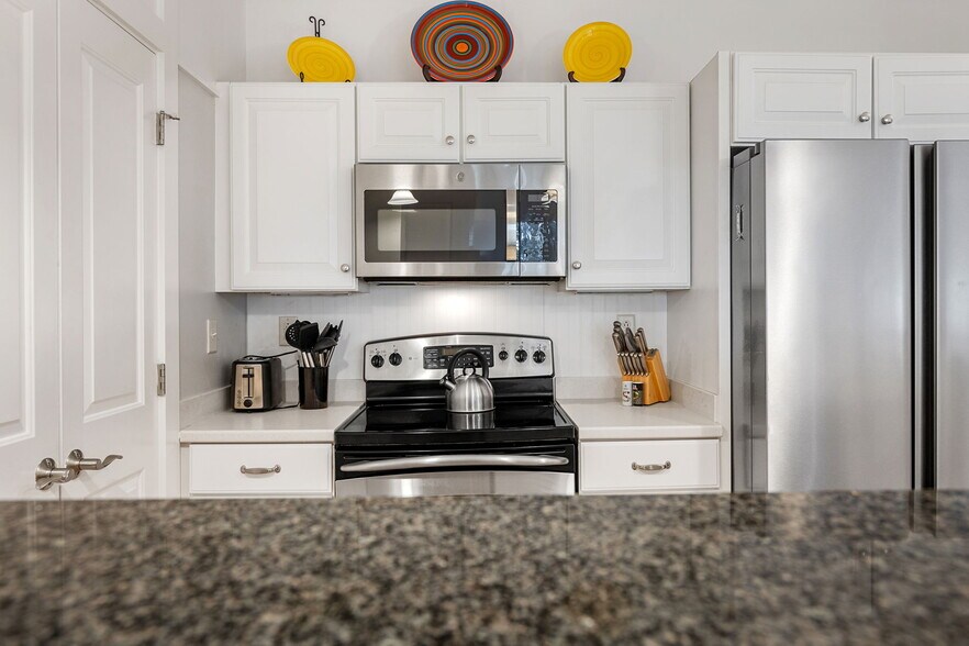 More Photos Of 101 Avenue of Oaks, Daufuskie Island Apartments For Sale