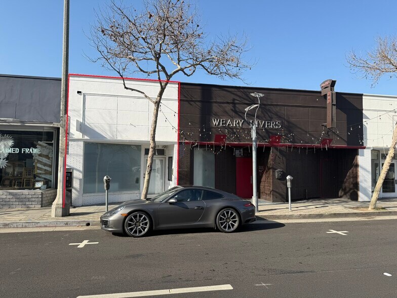 Primary Photo Of 2815-2827 Pico Blvd, Santa Monica Storefront For Lease