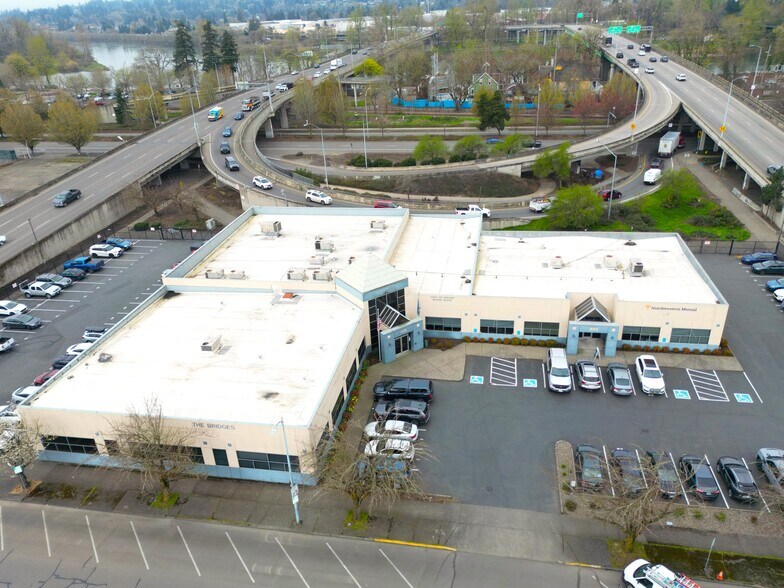 More Photos Of 435-465 Commercial St NE, Salem Office For Lease