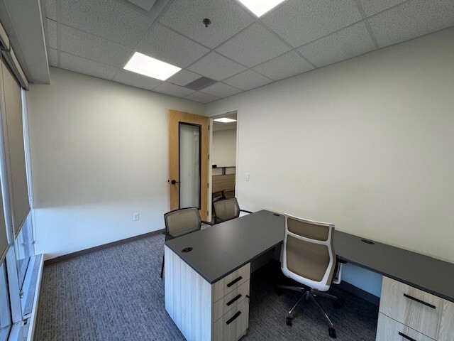 More Photos Of 2800 S Texas Ave, Bryan Office For Lease