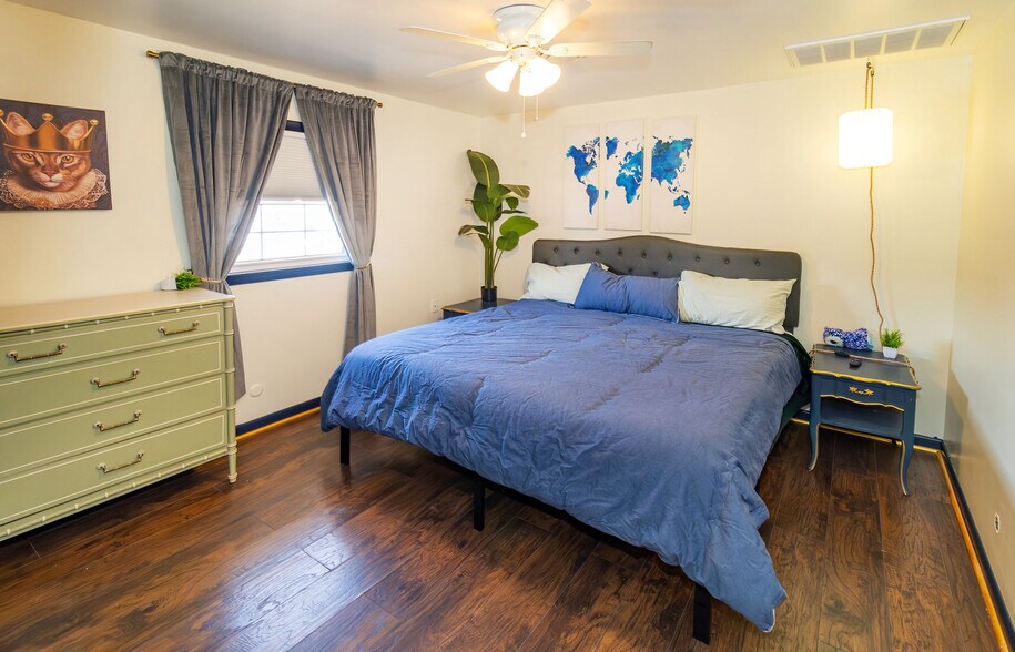 More Photos Of 903 Edgar St, Evansville Multifamily For Sale