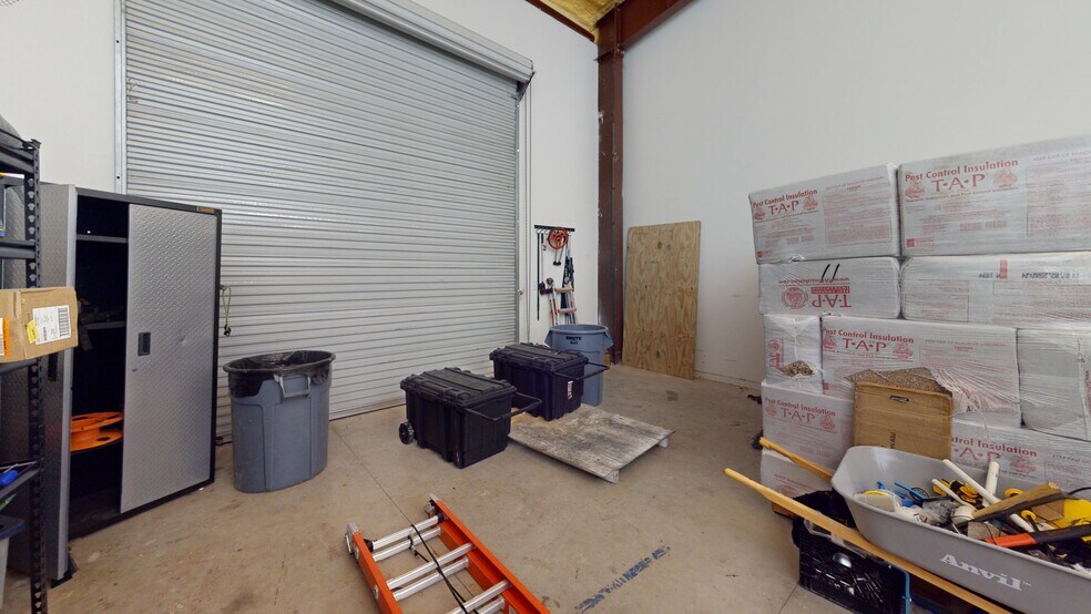 More Photos Of 12112 Anderson Mill Rd, Cedar Park Warehouse For Sale