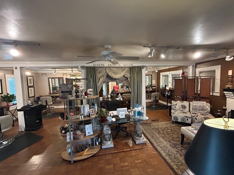 More Photos Of 4 Beck St NW, Atlanta Storefront Retail Office For Sale