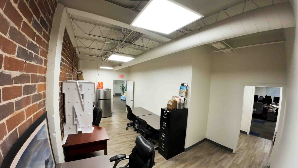 More Photos Of 7490 N 36th St, Pinellas Park Loft Creative Space For Lease