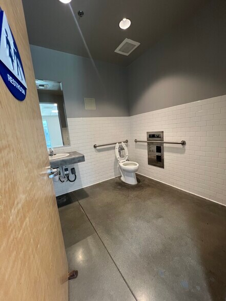 More Photos Of 3412 De Forest Cir, Mira Loma Warehouse For Lease