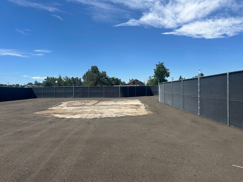 More Photos Of 2690 W Union Ave, Englewood Land For Lease