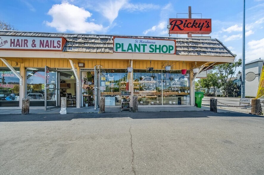 More Photos Of 15028 Hesperian Blvd, San Leandro Freestanding For Sale